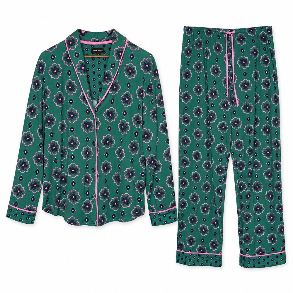 Room Service Womens Pajama Set XXL Green Pink Medallion Button Up Top Pants Cozy